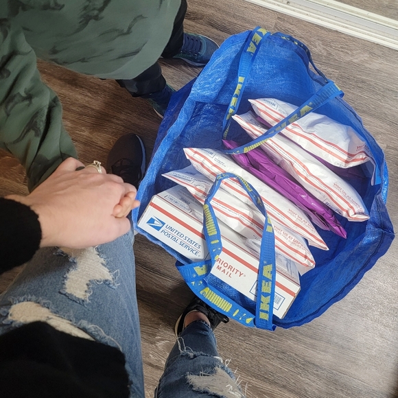 ❤️MEET THE POSHER❤️ - Picture 3 of 3